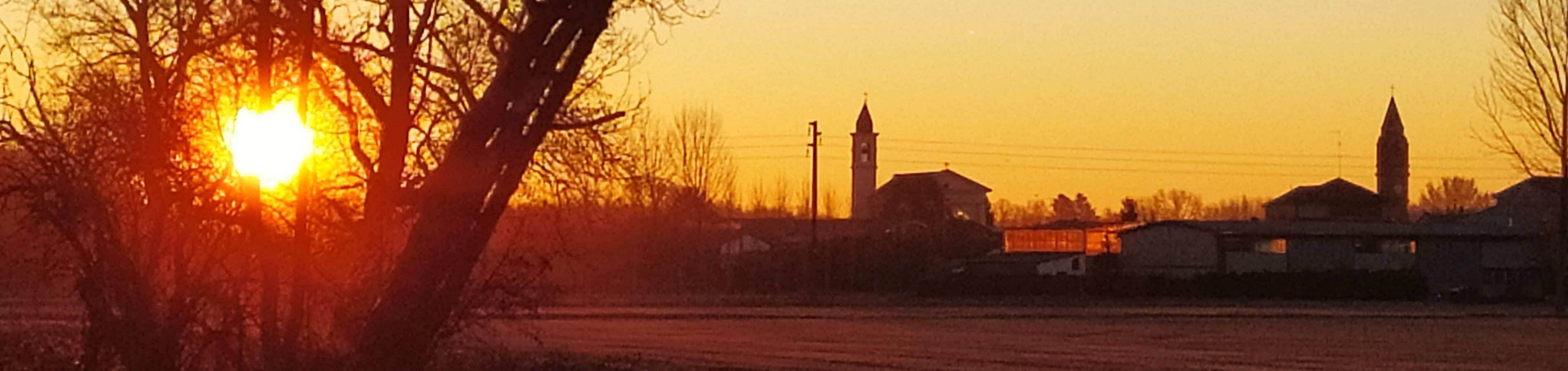 Un suggestivo tramonto su Parona